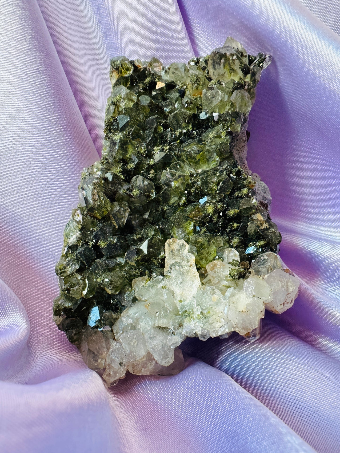 Forest Epidote in Quartz Clusters